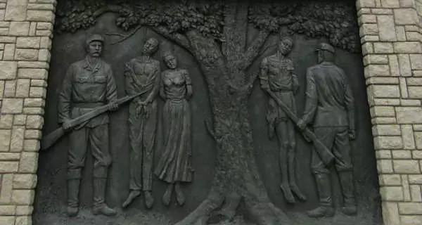 Genozid-Denkmal vor der Alten Feste in Windhoek | Wikipedia | Pemba.mpimaji | CC BY-SA 4.0