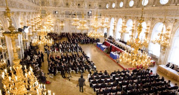 Sitzung beider Parlamentskammern (Senat und Abgeordnetenhaus) in der Prager Burg | Wikipedia | PrcekA | gemeinfrei